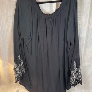 NWT SUPER CUTE Embroidered Black Women's Top